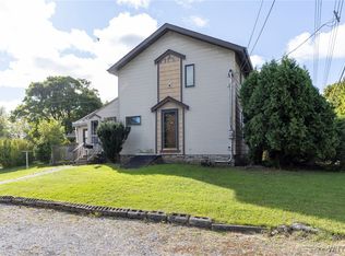 241 Pine Ridge Rd, Cheektowaga, NY 14225