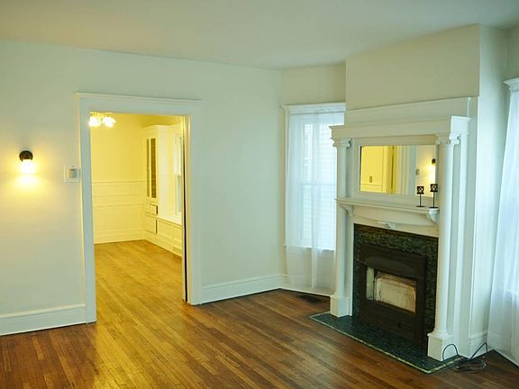 2nd image of 127 Ashland Ave #1