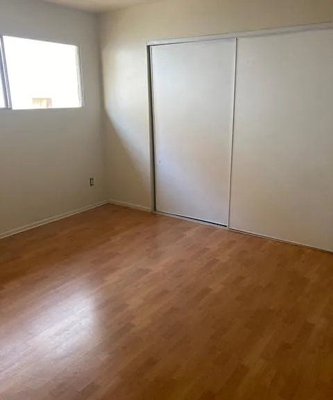 10230 Samoa Ave — Photo 3
