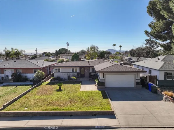 17349 Barbee St, Fontana, CA 92336