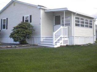 14 Wampanoag Rd, Taunton, MA 02780