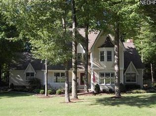 7680 Woodspring Ln, Hudson, OH
