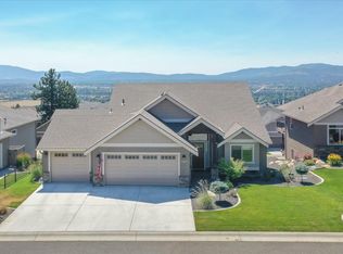 8902 E Woodside Ln, Spokane, WA 99217
