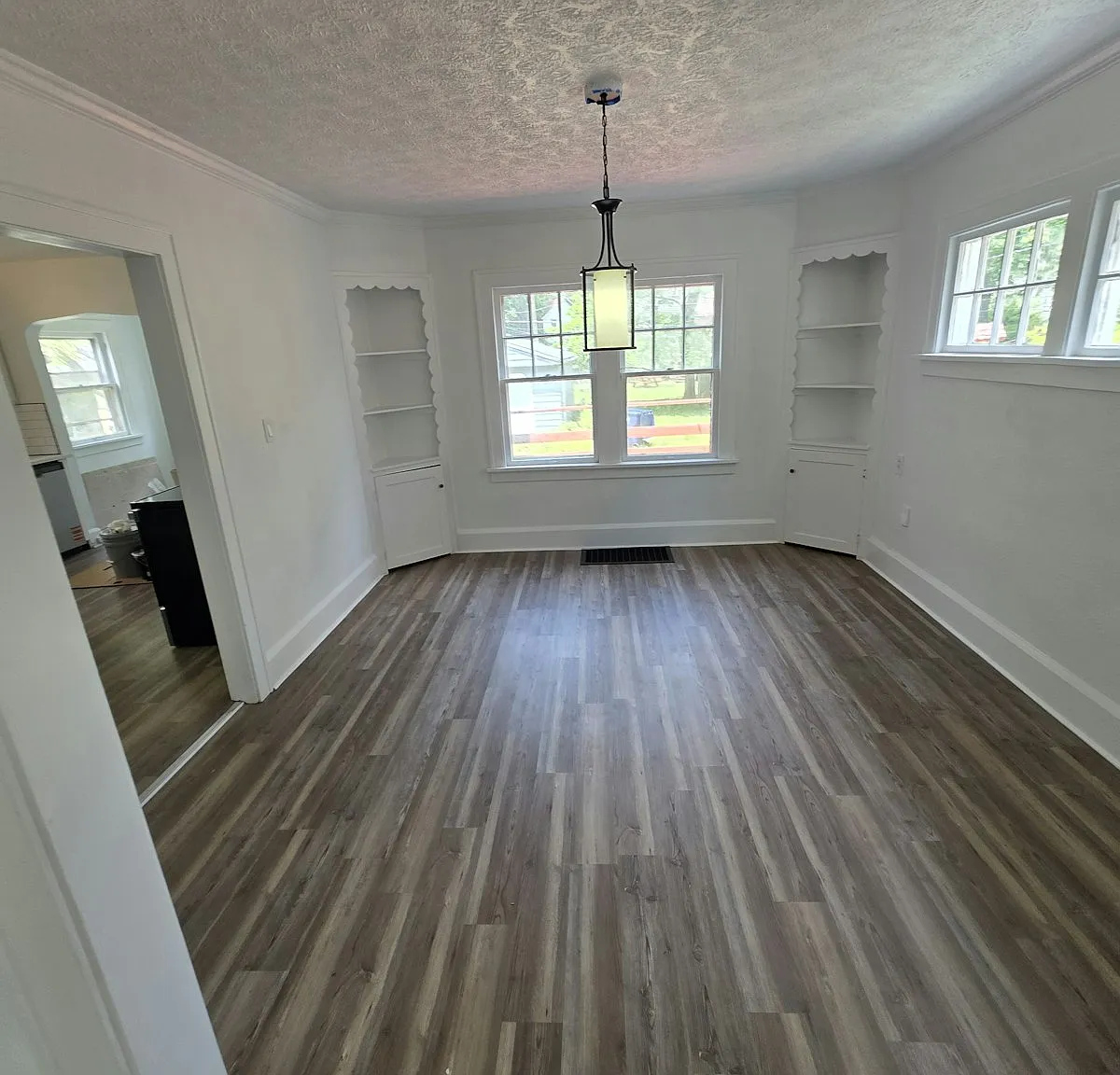 3953 Elmwood Road — Photo 2