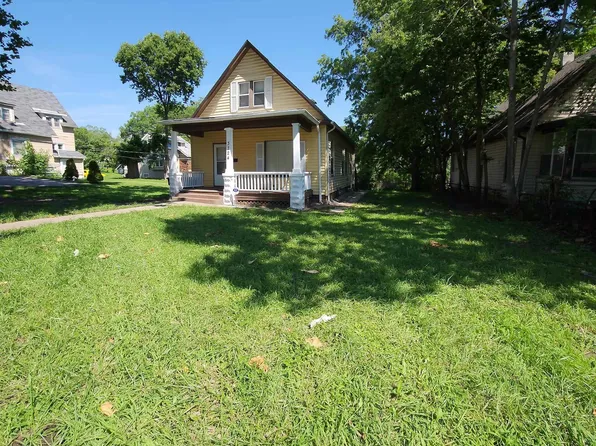3724 Grand Ave, Omaha, NE 68111