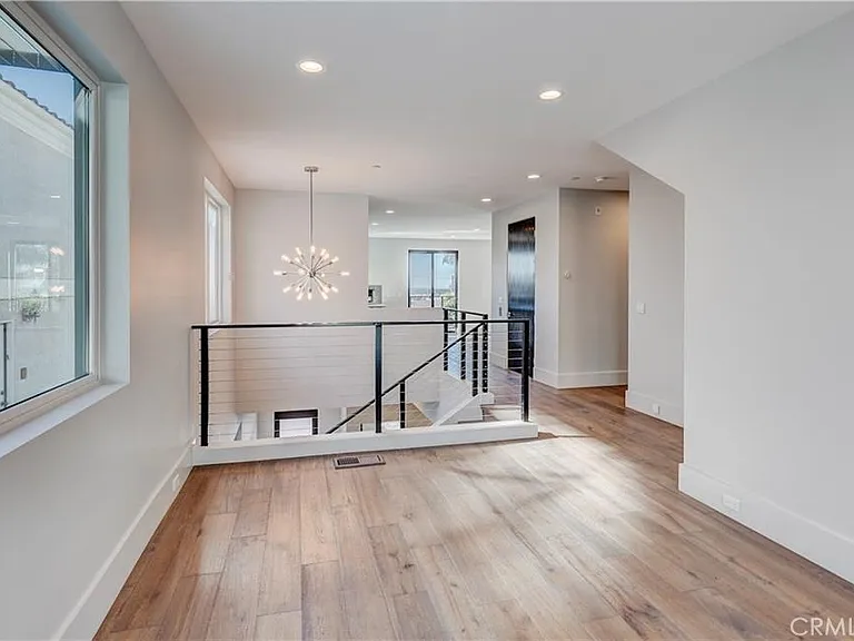 716 N Juanita Ave #A — Photo 26