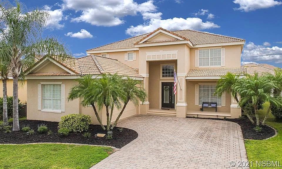 1st image of 453 Venetian Villa Dr