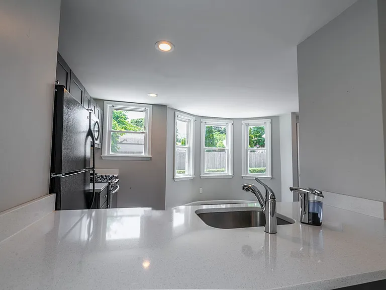 9 Veto St — Photo 2