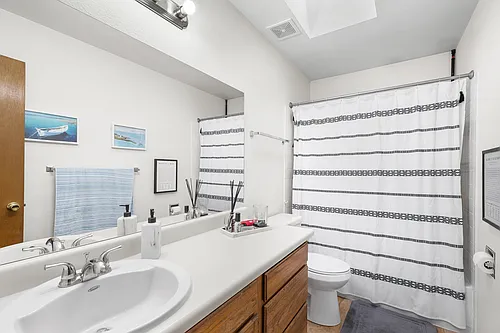 4850 Witches Hollow Ln Photo 1