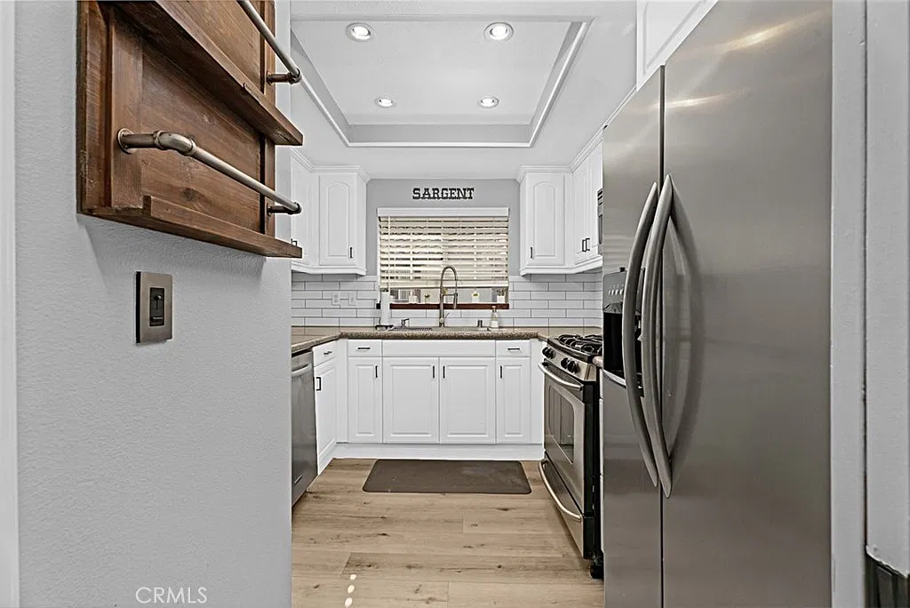 2 bed, 862 sqft, $3,100 — Photo 4