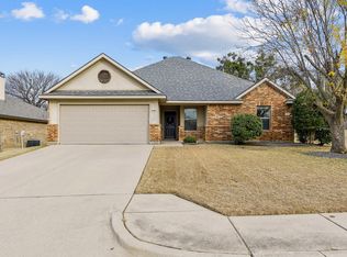 113 Redbud Ln, Weatherford, TX 76086