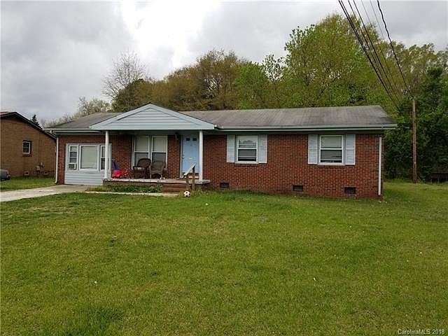 2nd image of 161 Hawkins Loop