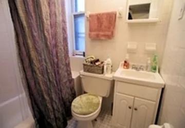 Rented by Manhattist