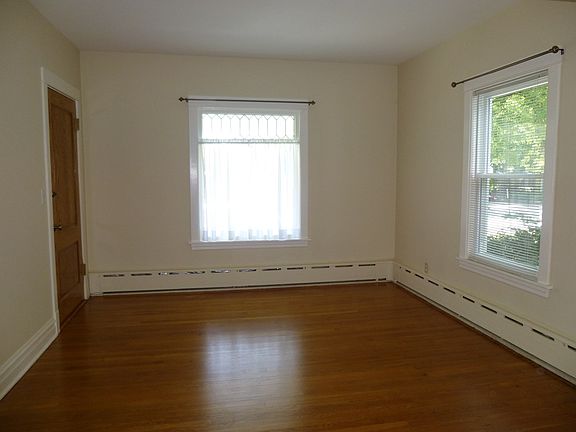 3rd image of 746 Asbury Ave Unit 1