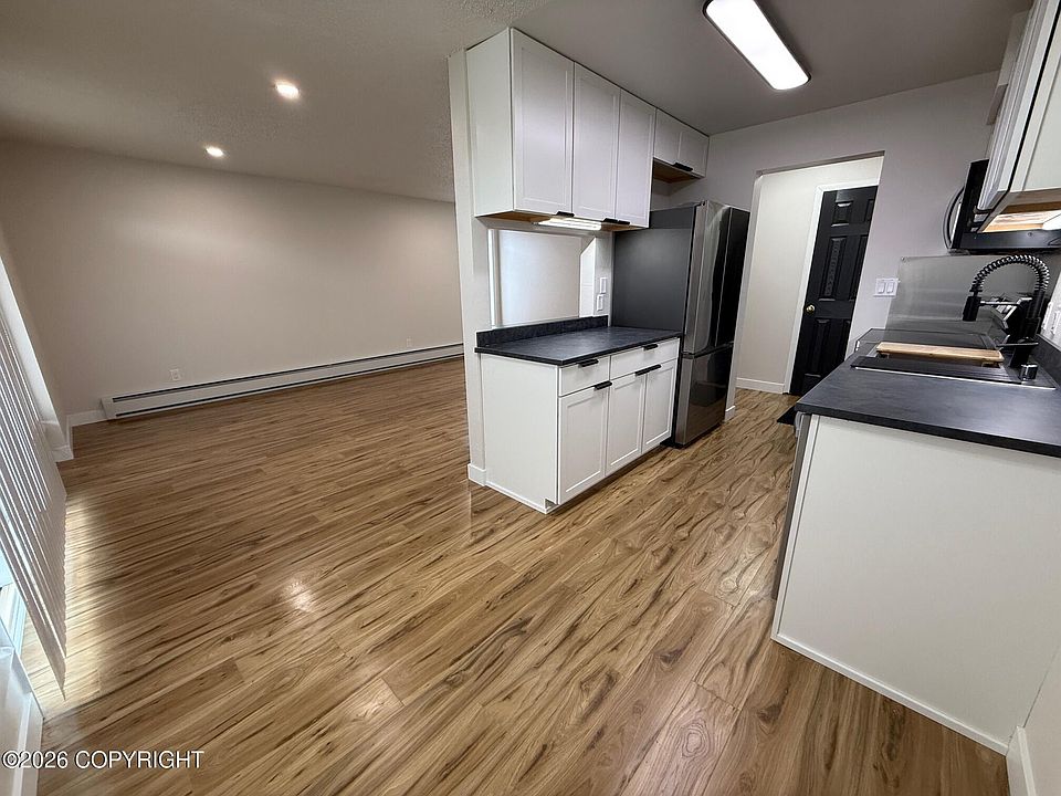 1st image of 2400 Barrow St APT 101