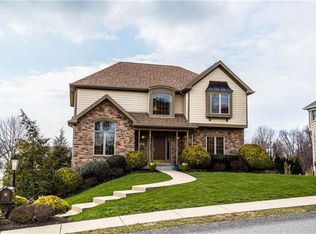 146 Williams Dr, Coraopolis, PA 15108
