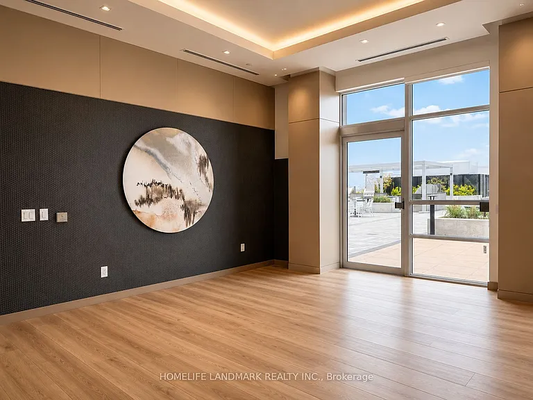 8888 Yonge St #427 — Photo 12