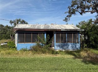 916 Piney Point Rd, Palmetto, FL 34221