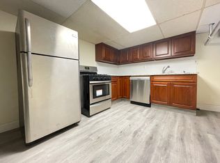 114 Glenwood Ave #B2E, Jersey City, NJ 07306