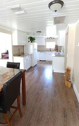 5th image of 5419 Avenue C