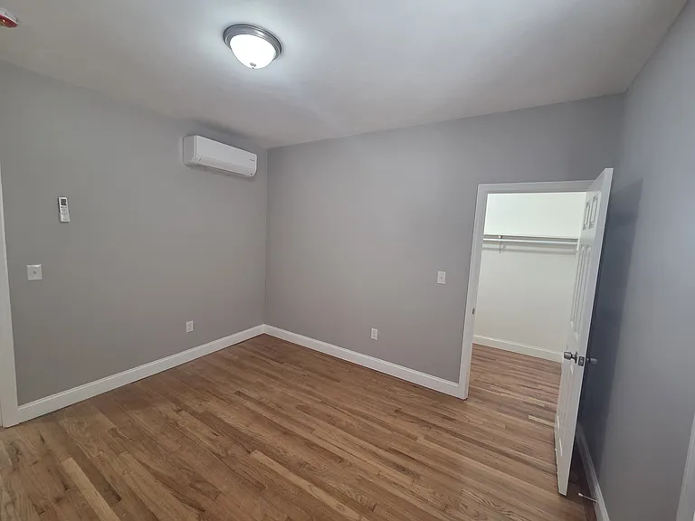 13 Suffield St #1 — Photo 9
