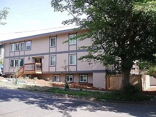2 bed, 900 sqft, $2,525 — Photo 1