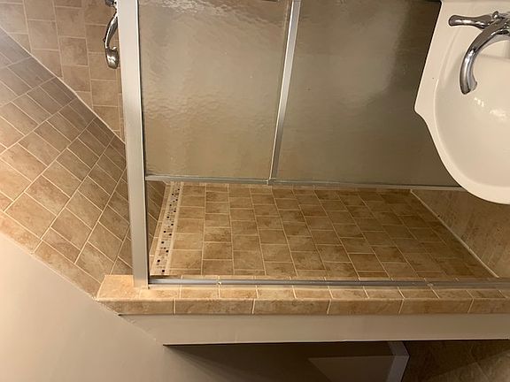 2nd image of 3134 N Lincoln Ave #2