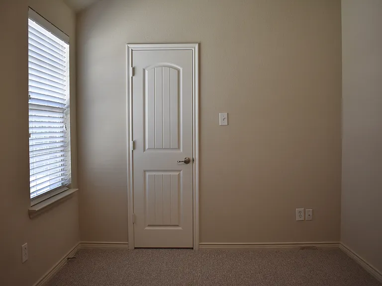 4916 Stray Creek Ln — Photo 29