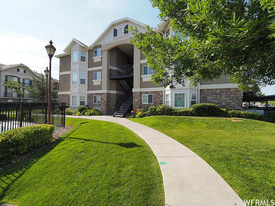 1st image of 6851 Romney Park Dr #G6