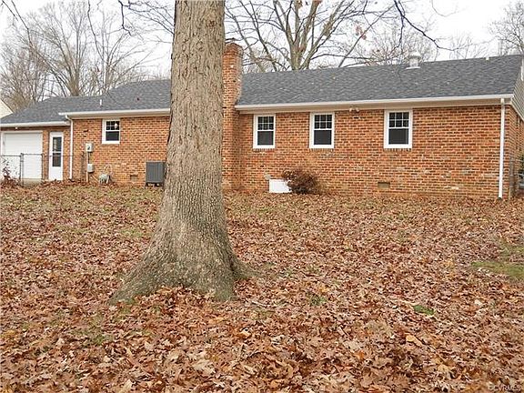 3rd image of 7407 Kirkwall Dr