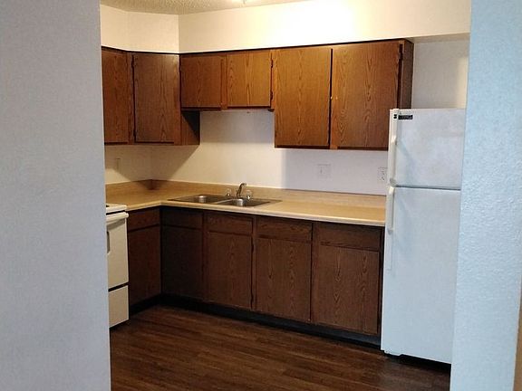 4th image of 507 E 4th St #11126780