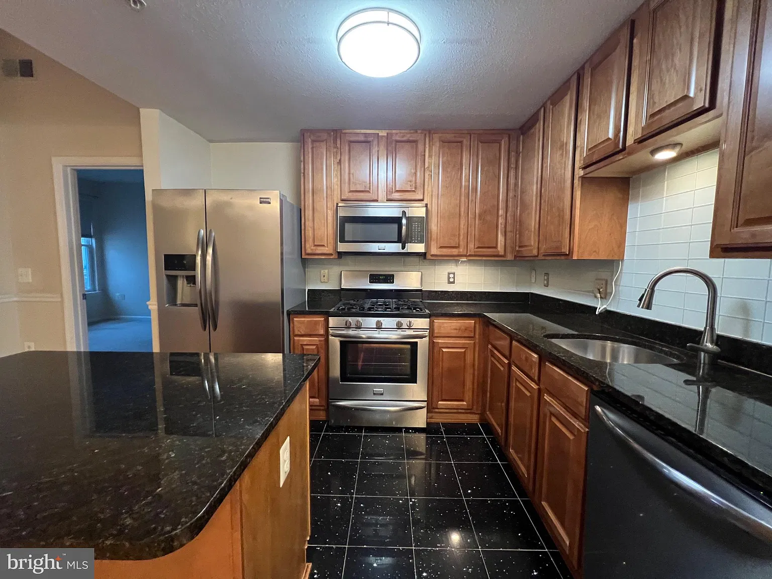 2 bed, 2.0 bath, 1288 sqft, $2,800 — Photo 2