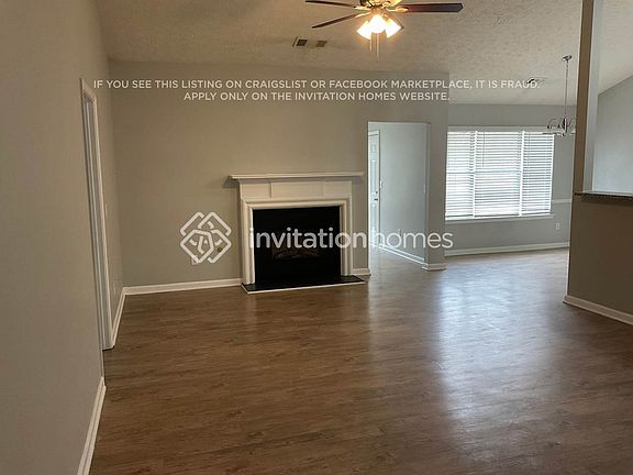 4th image of 1820 Courtyard Ln