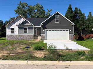 5866 Bob White UNIT 2, Smiths Creek, MI 48074