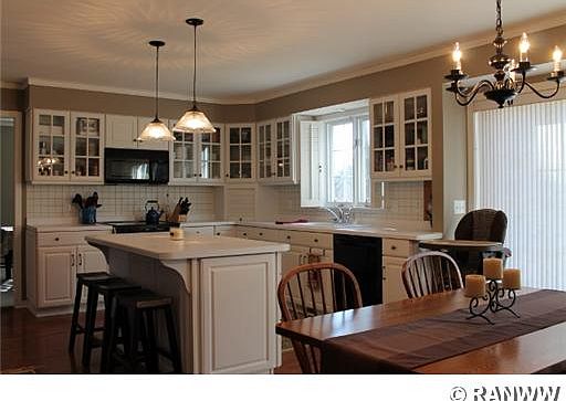 3rd image of 3126 Coltman Ln