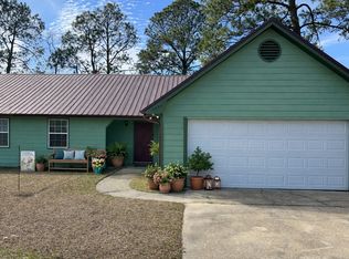 6609 J F Douglas Dr, Ocean Springs, MS 39564
