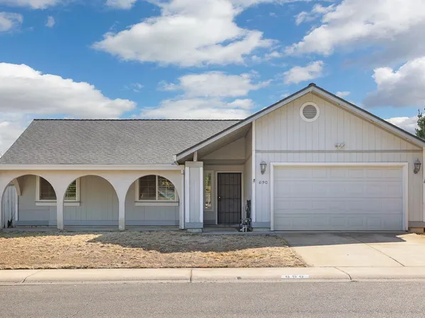 690 Pestana Dr, Galt, CA 95632