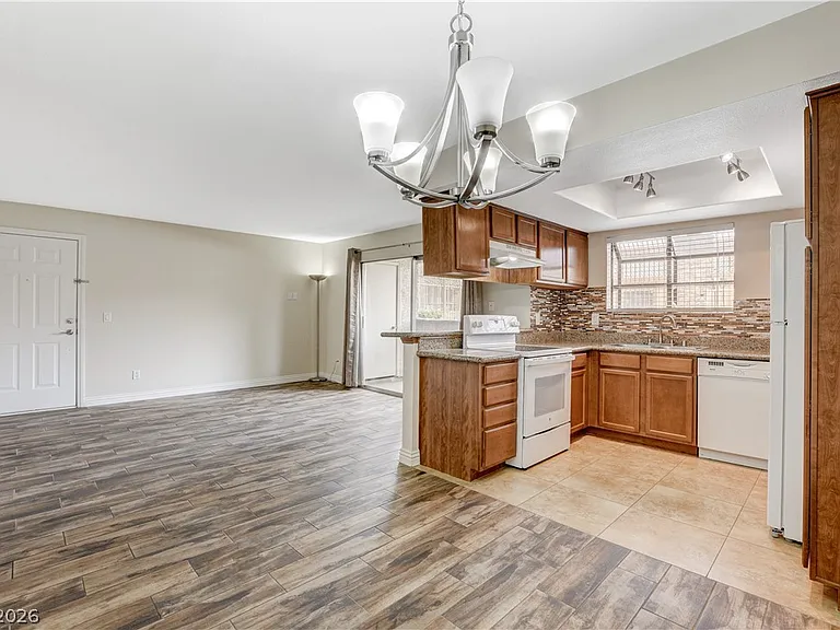 7200 Pirates Cove Rd #1026 — Photo 10