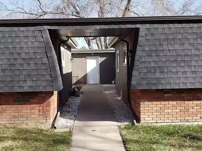 403 E Thunderbird Dr #405 — Photo 11