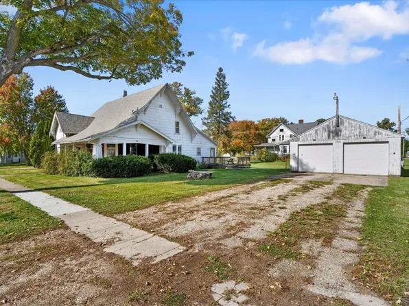 204 W Broadway St, Stanwood, IA 52337