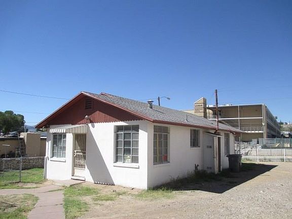 3rd image of 1336 Wright Ave