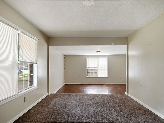 4th image of 3700 Ridgemont Rd