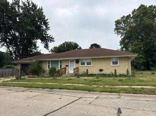 1324 Jonathan Ave, Rockford, IL 61103