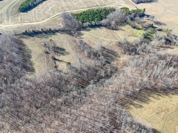 197 State Line Rd, Saint Joseph, TN 38481