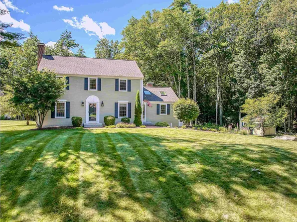 12 Pulpit Run, Amherst, NH 03031