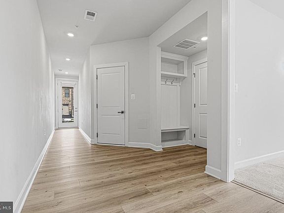 2nd image of 13866 Ridgeview Ct