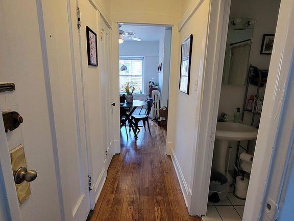 4th image of 683 W Wrightwood Ave APT 3N