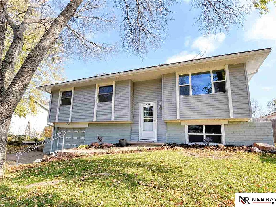 1st image of 7709 Greenleaf Dr