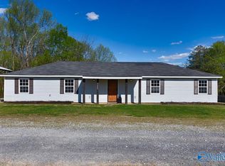 3680 Union Hill Rd, Laceys Spring, AL 35754