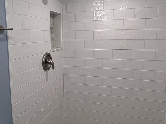 4th image of 3106 Collard St #1